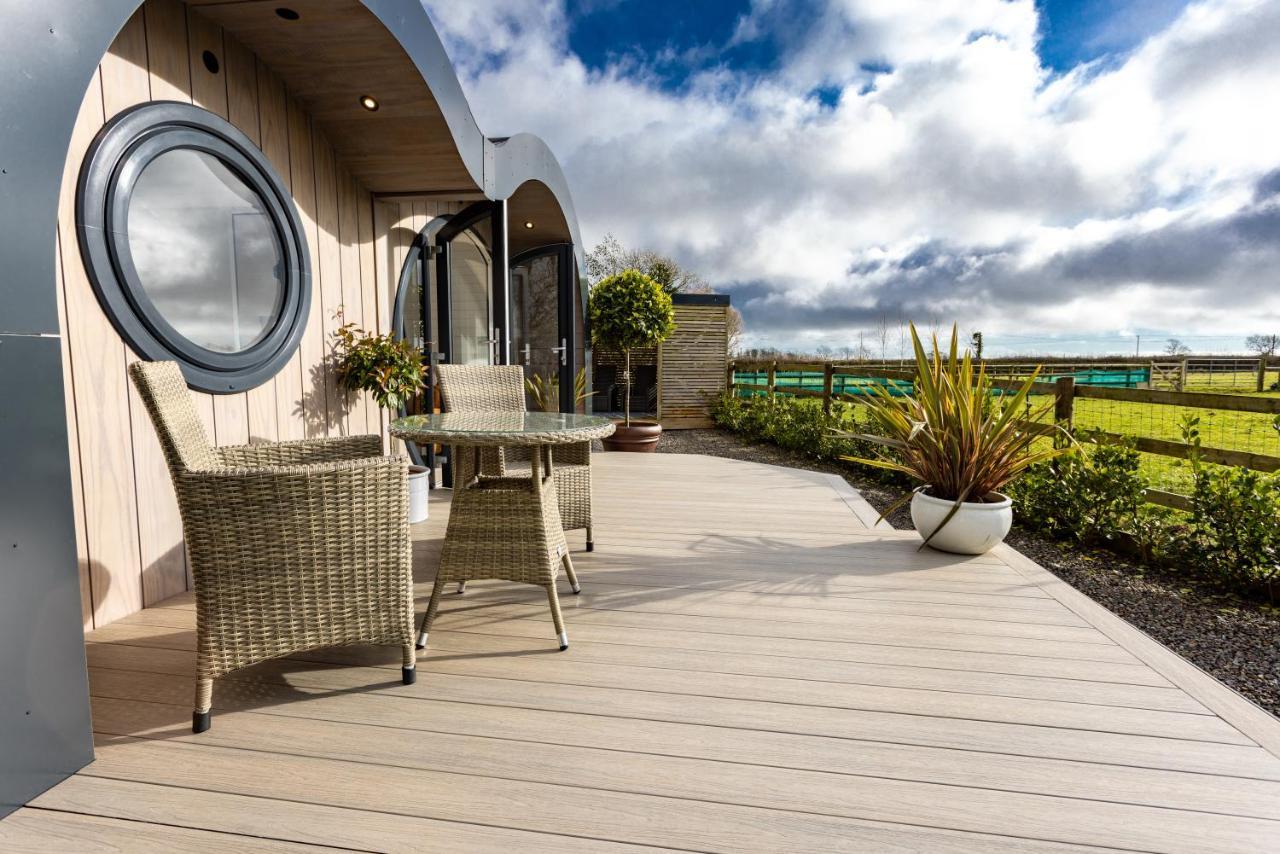 The Lodge @Quarrywood Tenby Exterior photo